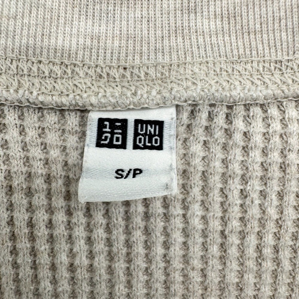 Uniqlo Waffle Knit Top Women Small Beige Long‎ Sleeve Thermal Crew Neck - Picture 4 of 8